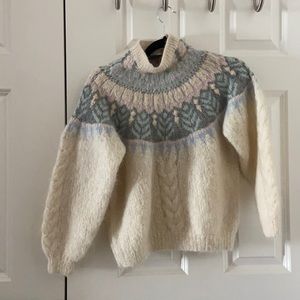 Super cute John Bull sweater